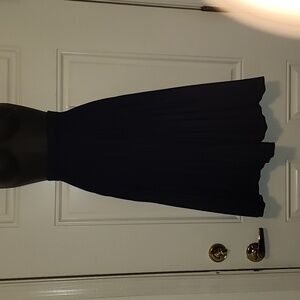 BEELINE Fashions skirt